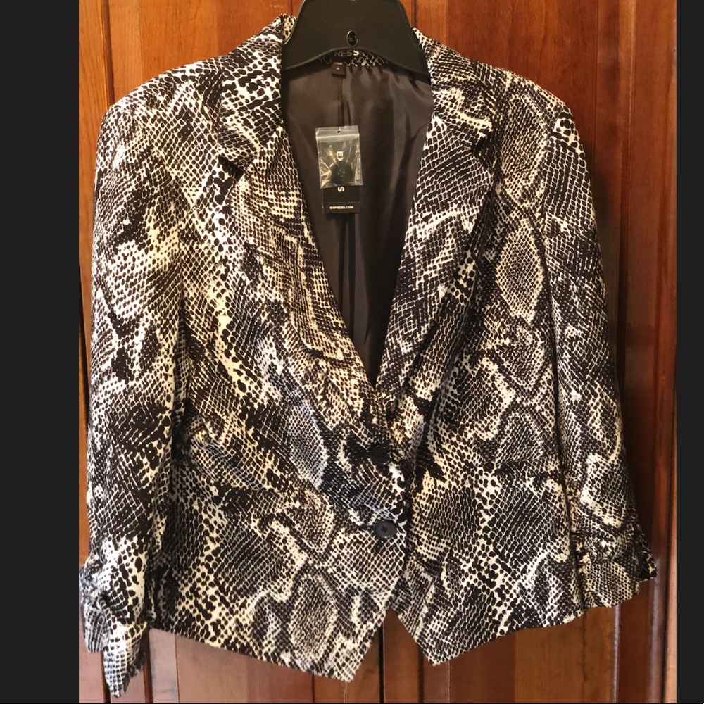 🆕 Express Snake Print Blazer